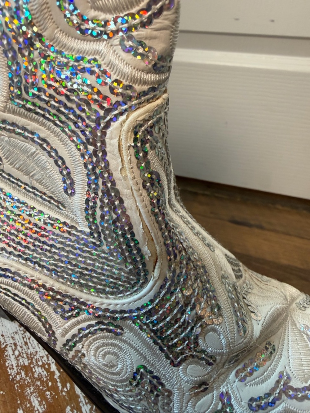 Helen’s Heart Sparkly Western Cowboy Boots White Sequin Embroidered size 10 - Picture 5 of 11